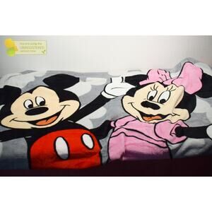 Minnie Mouse Bed Plush Blanket (marks)
